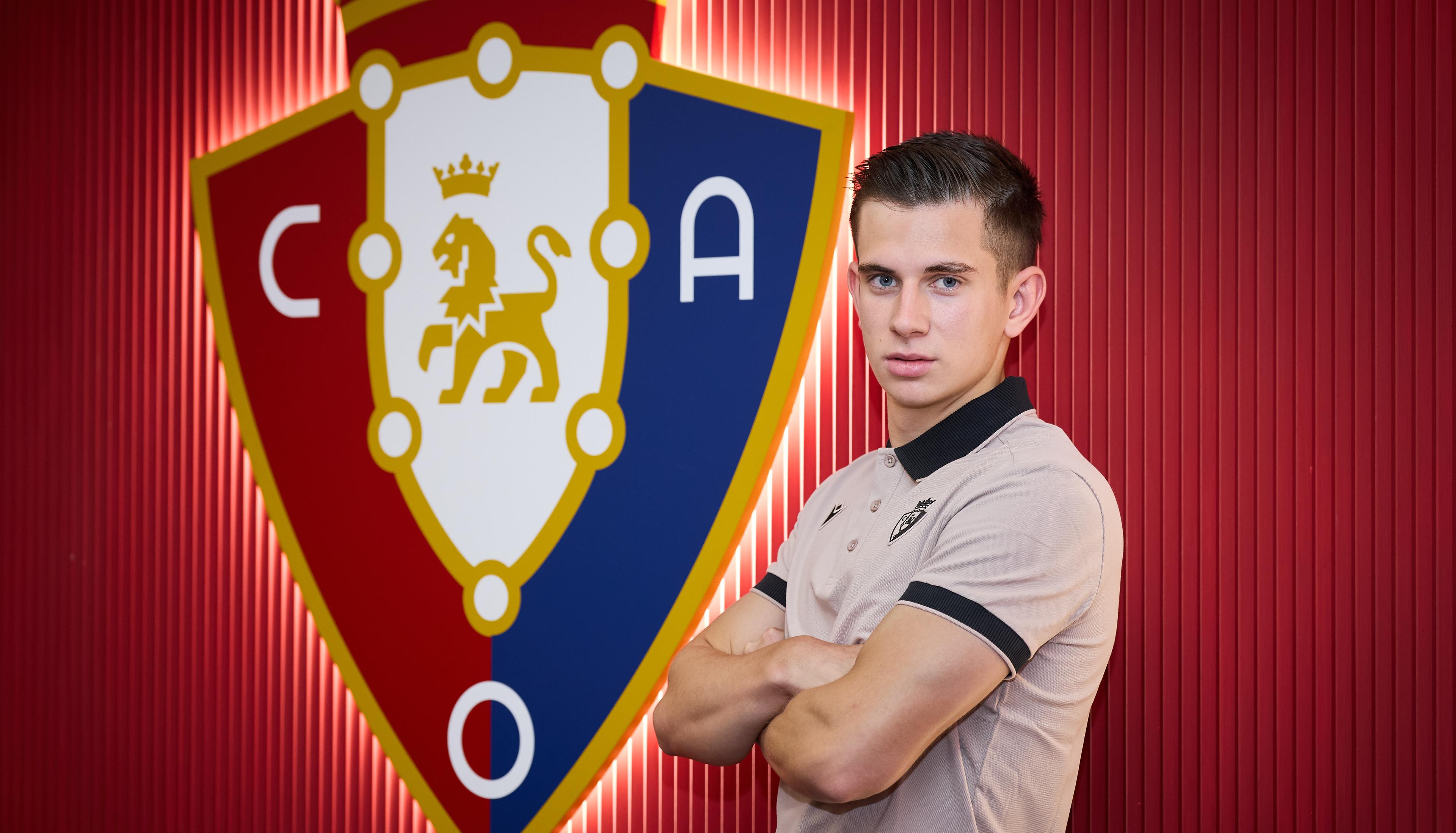 Osasuna Promesas se refuerza con la llegada del navarro Raúl Chasco