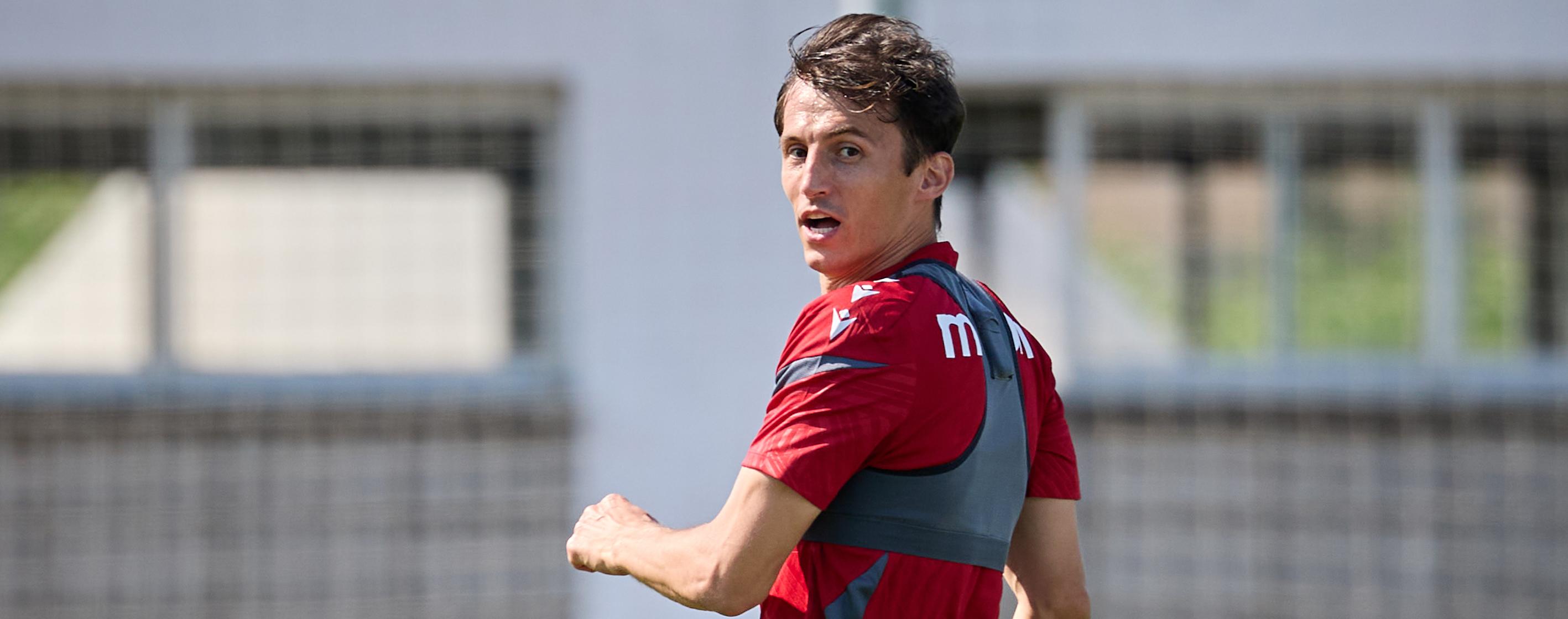 Osasuna completa la primera sesión de la semana en Tajonar