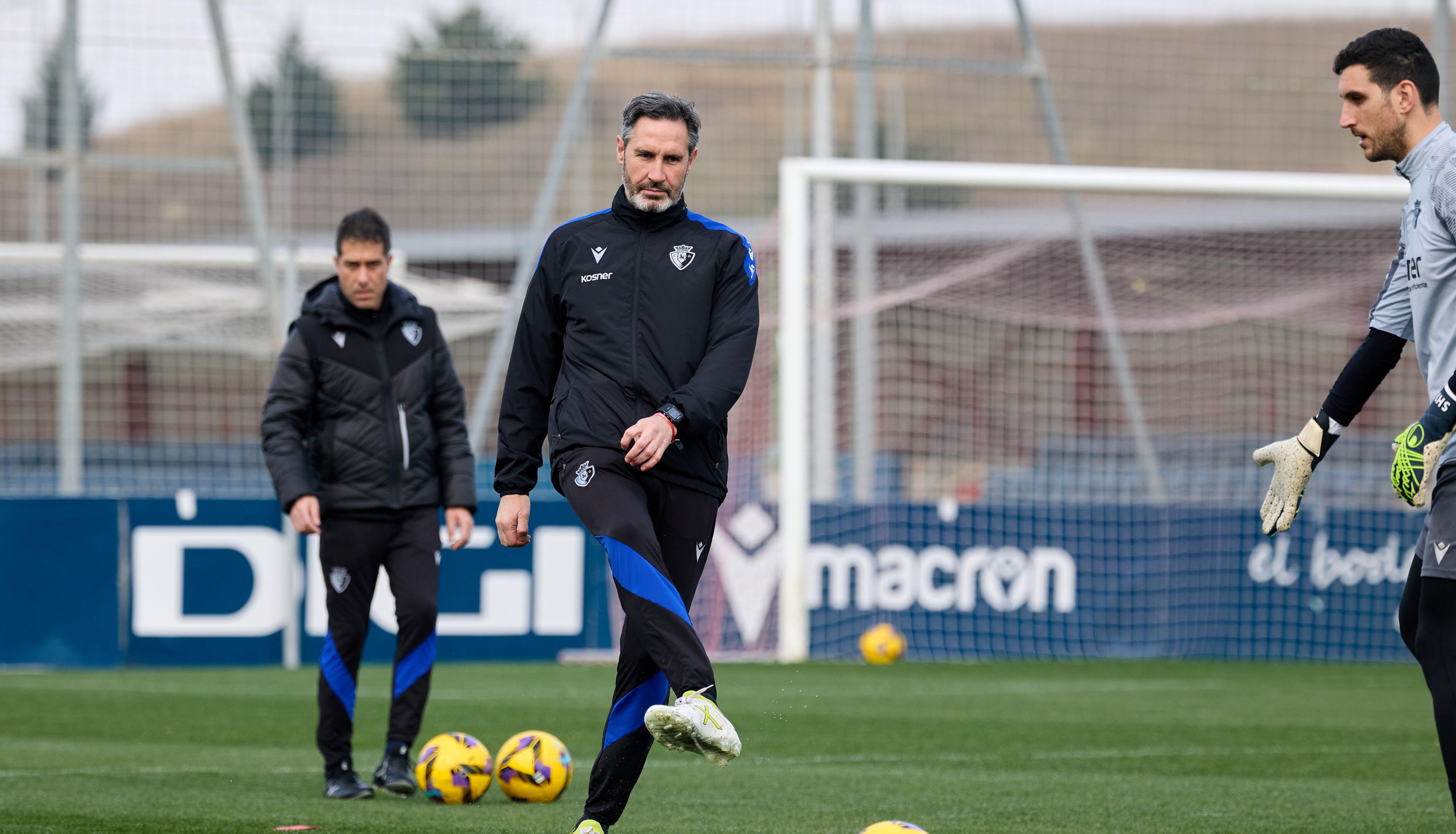 Osasuna cita a 22 jugadores para enfrentarse al Real Betis