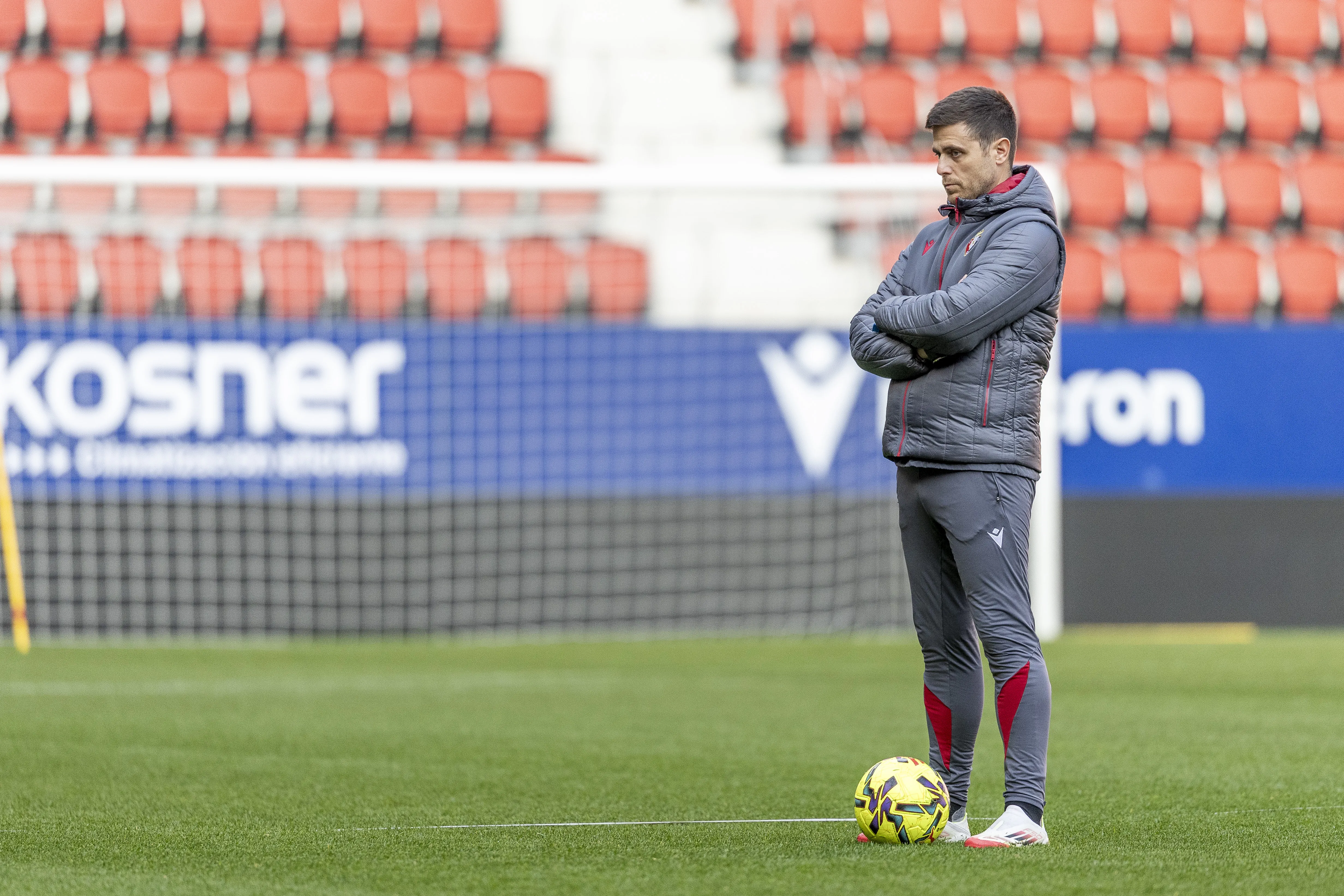 Osasuna cita a 20 jugadores para visitar al F. C. Barcelona - Osasuna