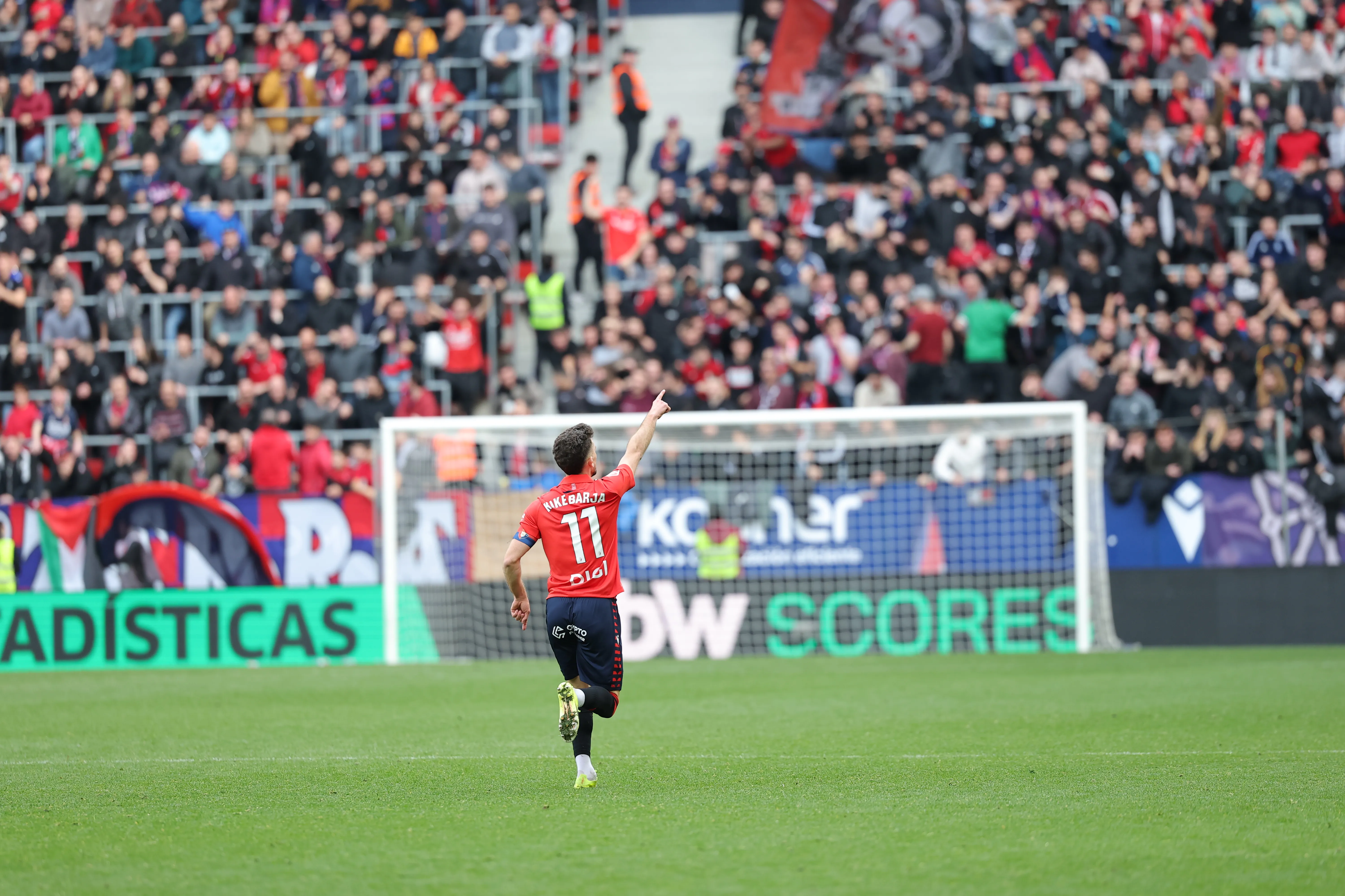 Osasuna vuelve a creer hasta el final y suma un punto en El Sadar - Osasuna